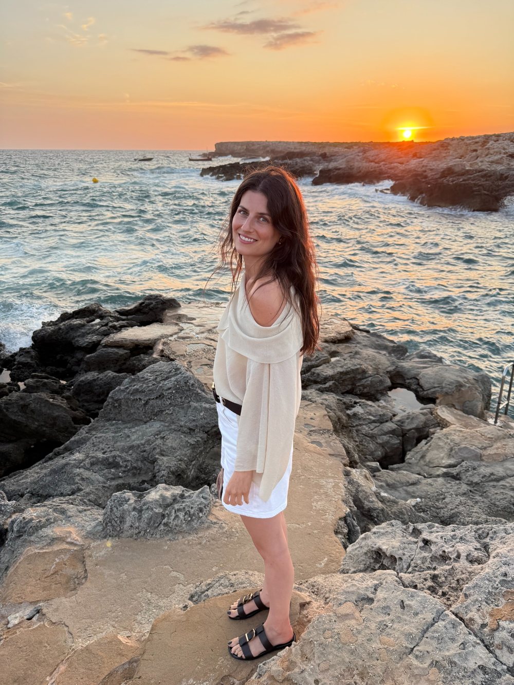 Elena durante la pedida al atardecer